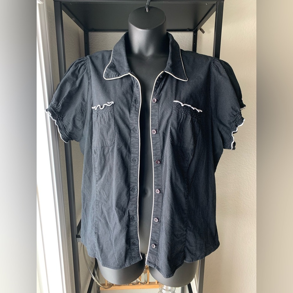 Eyeshadow Navy Blue and White Polka Dot Print Button-Down Short Sleeve Shirt Top